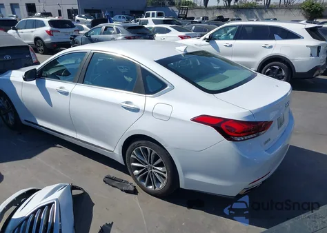 2015 Hyundai Genesis 3.8 z USA, uszkodzony, nr VIN KMHGN4JE9FU096872